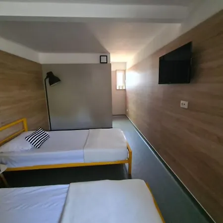 Hostel Industrial Canton *